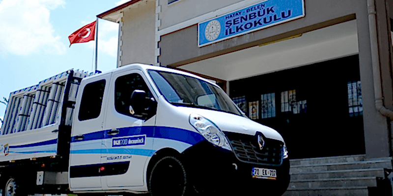 Egepen Deceuninck’ten geleceğe açılan proje: Cumhuriyet'in 100. yılında deprem bölgesindeki 100 okulun penceresini yeniliyor